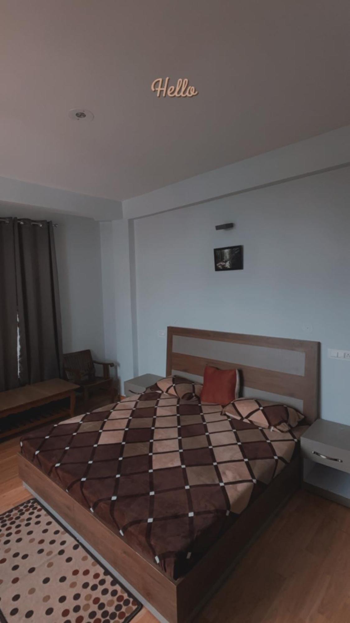 Lha Pomo Apartment Kyelang Luaran gambar