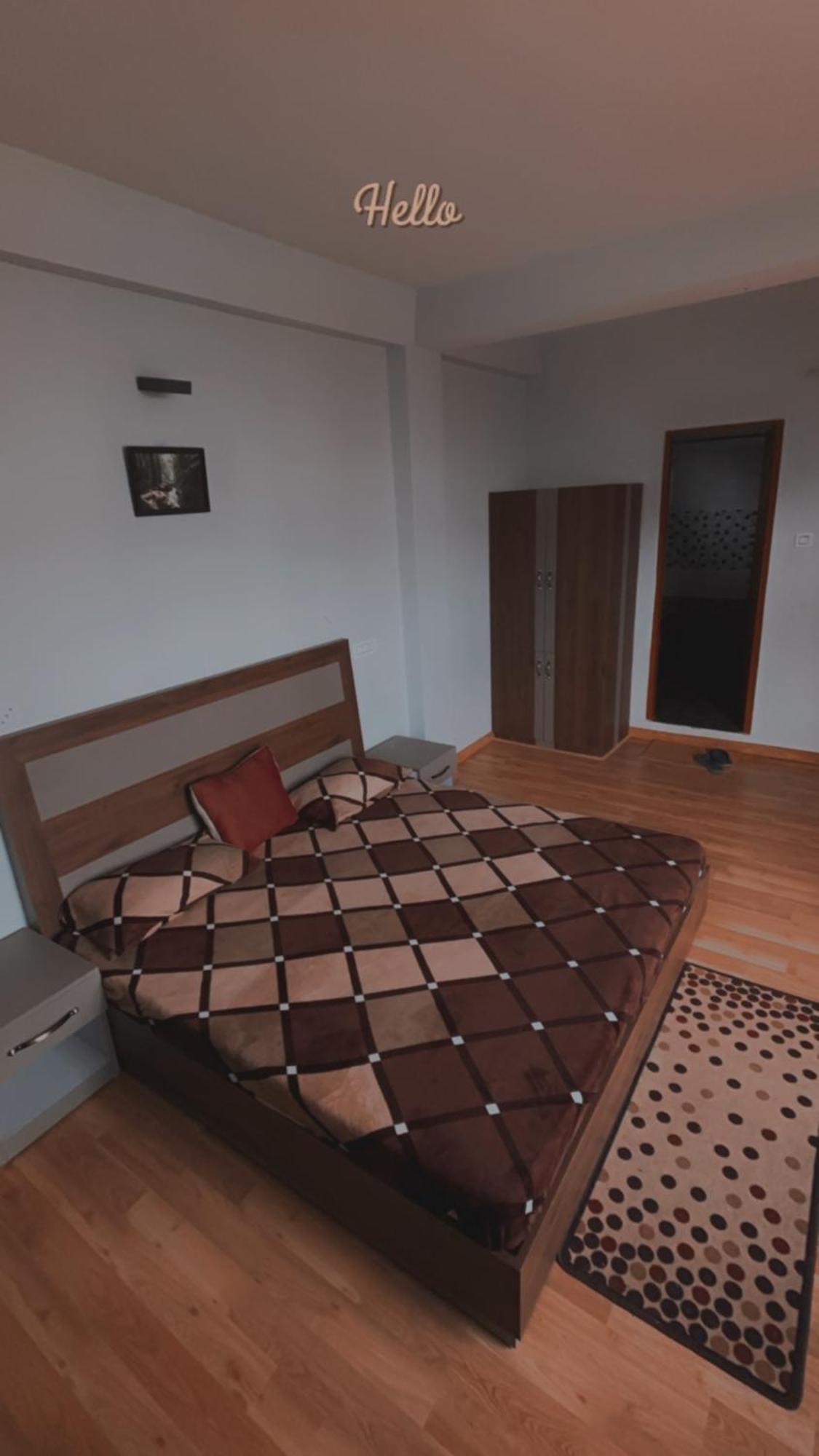 Lha Pomo Apartment Kyelang Luaran gambar
