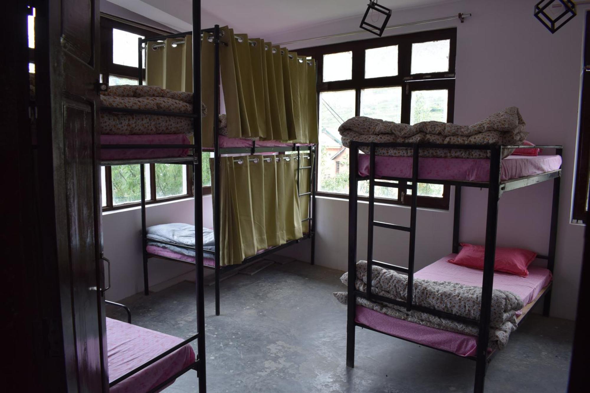 Lha Pomo Apartment Kyelang Luaran gambar