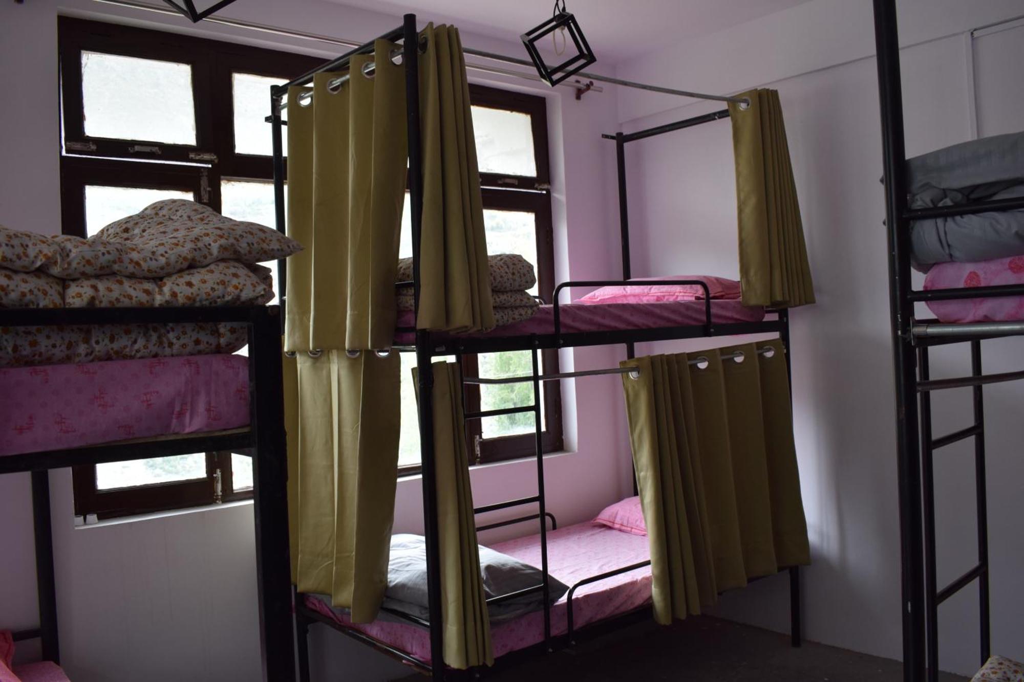 Lha Pomo Apartment Kyelang Luaran gambar